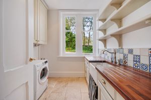 Photo 16- click for photo gallery